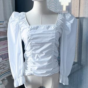 Zara white ruched strech long puff sleeves top